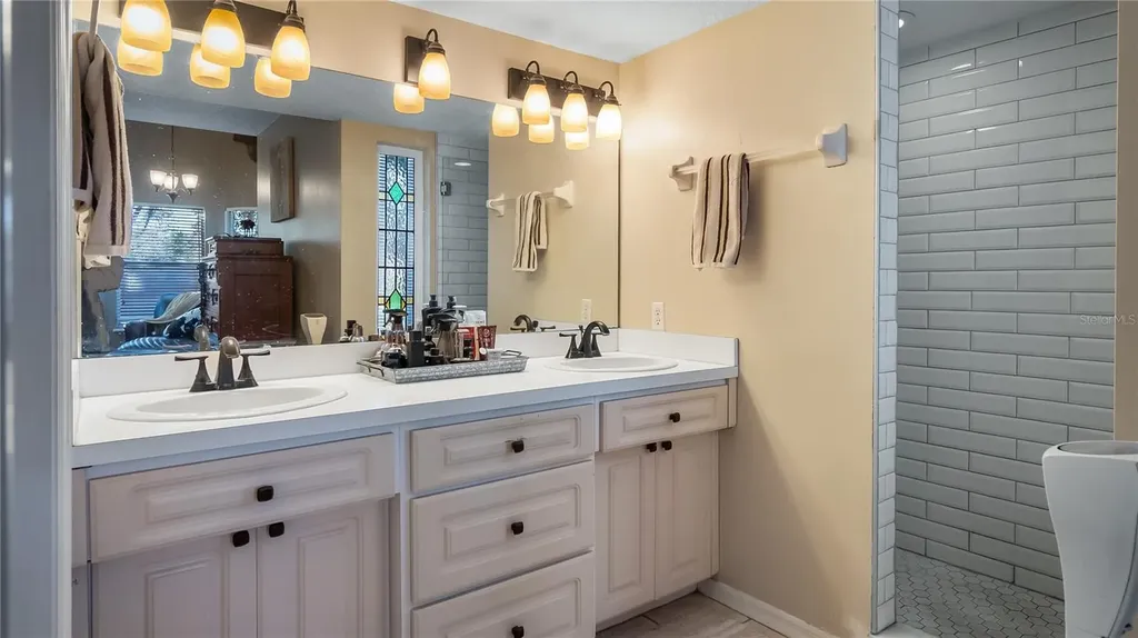 110 W Minnehaha Avenue Clermont FL 34711