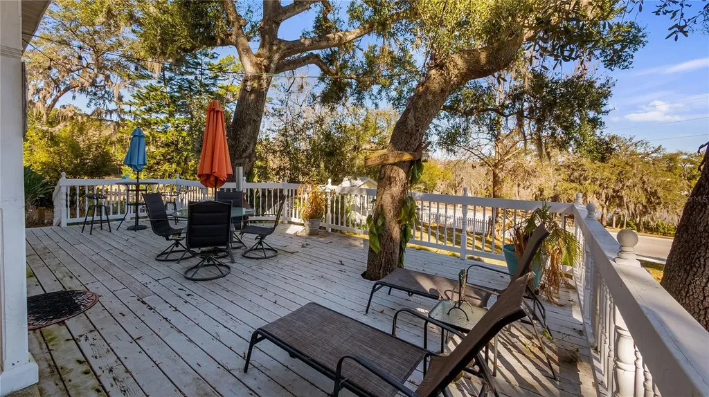 110 W Minnehaha Avenue Clermont FL 34711
