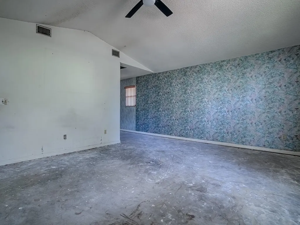 912 Sheila Place Apopka FL 32703