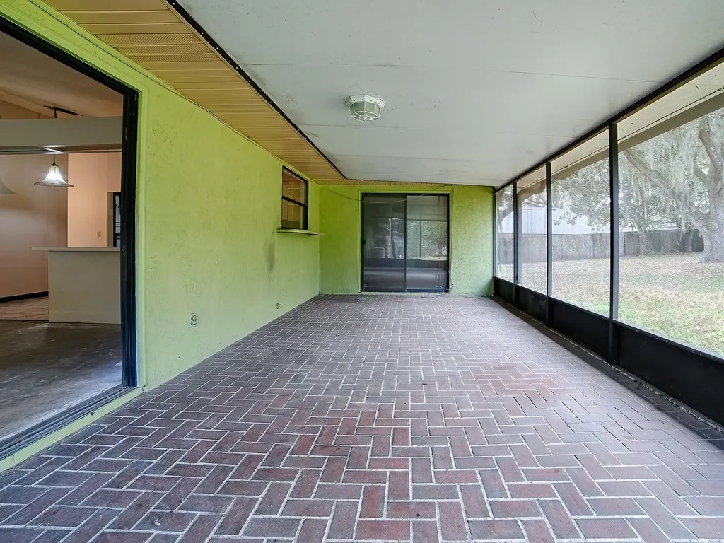 912 Sheila Place Apopka FL 32703