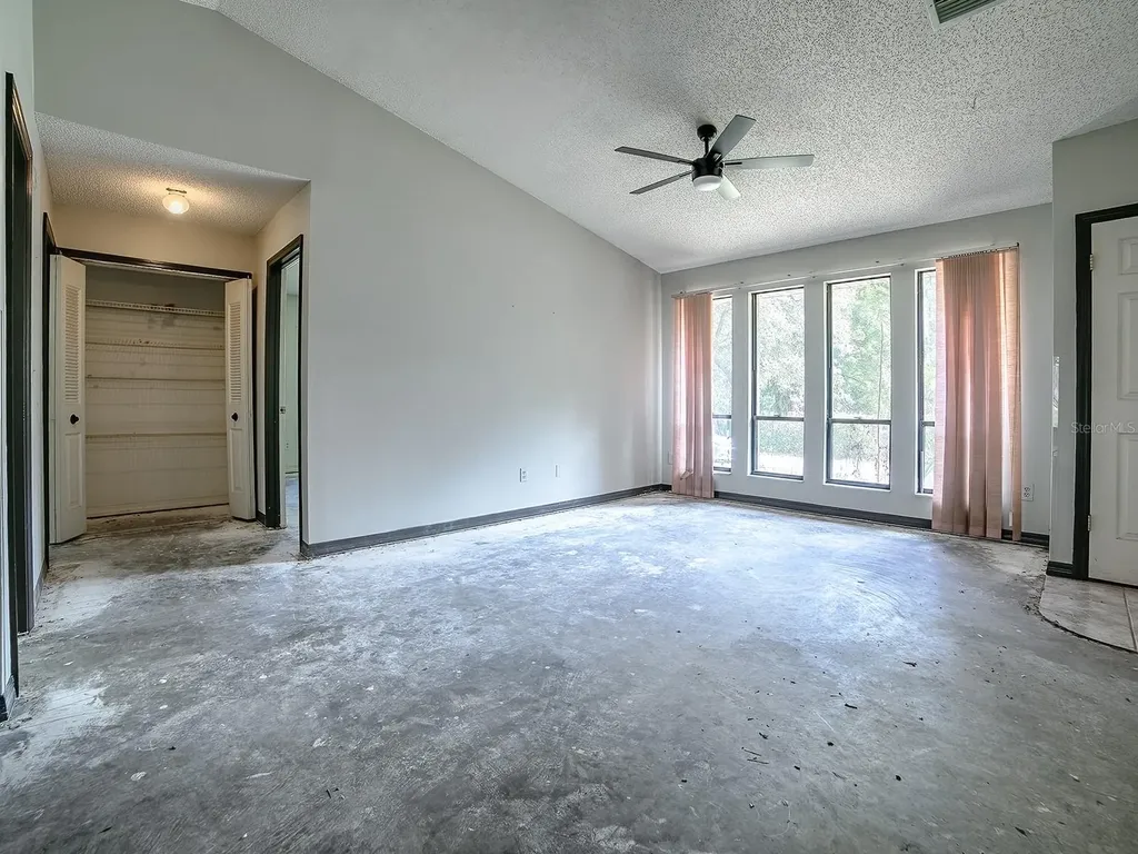 912 Sheila Place Apopka FL 32703