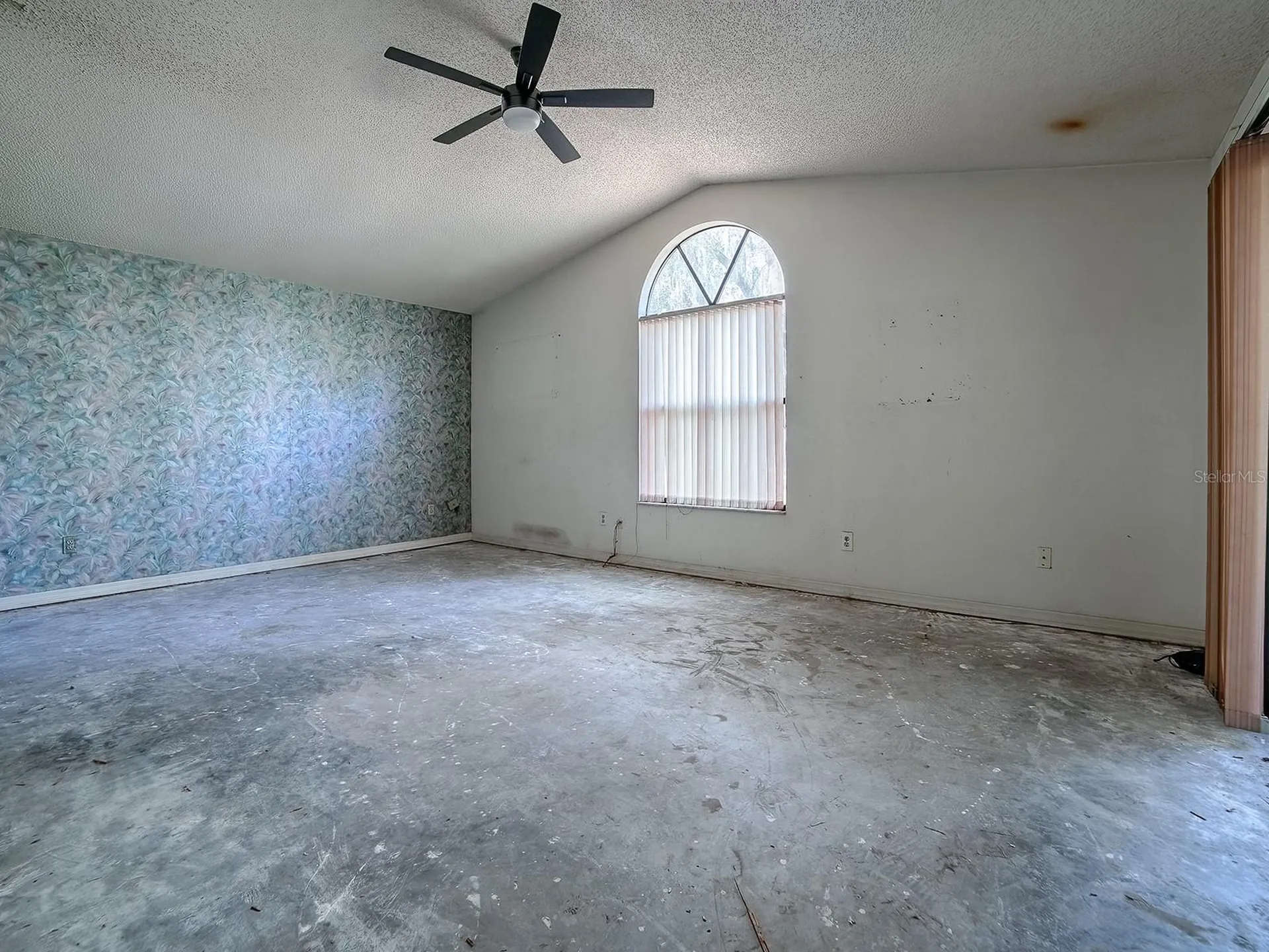 912 Sheila Place Apopka FL 32703