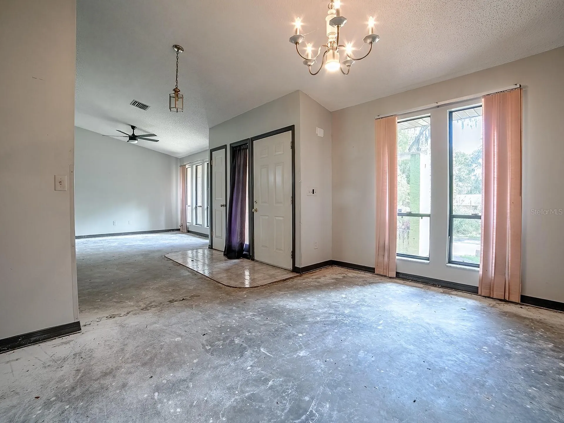 912 Sheila Place Apopka FL 32703