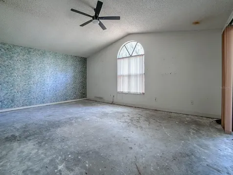 912 Sheila Place Apopka FL 32703