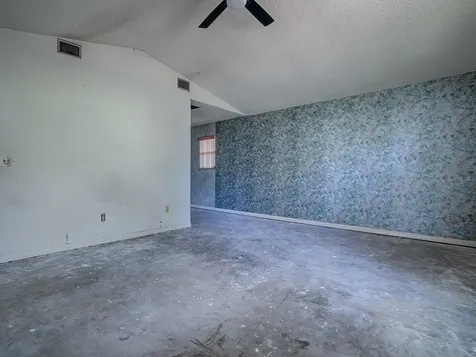 912 Sheila Place Apopka FL 32703