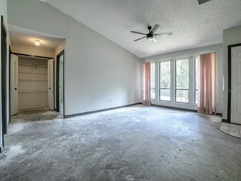 912 Sheila Place Apopka FL 32703