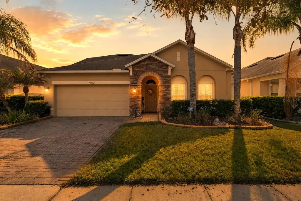 10942 High Bush Court Orlando FL 32825