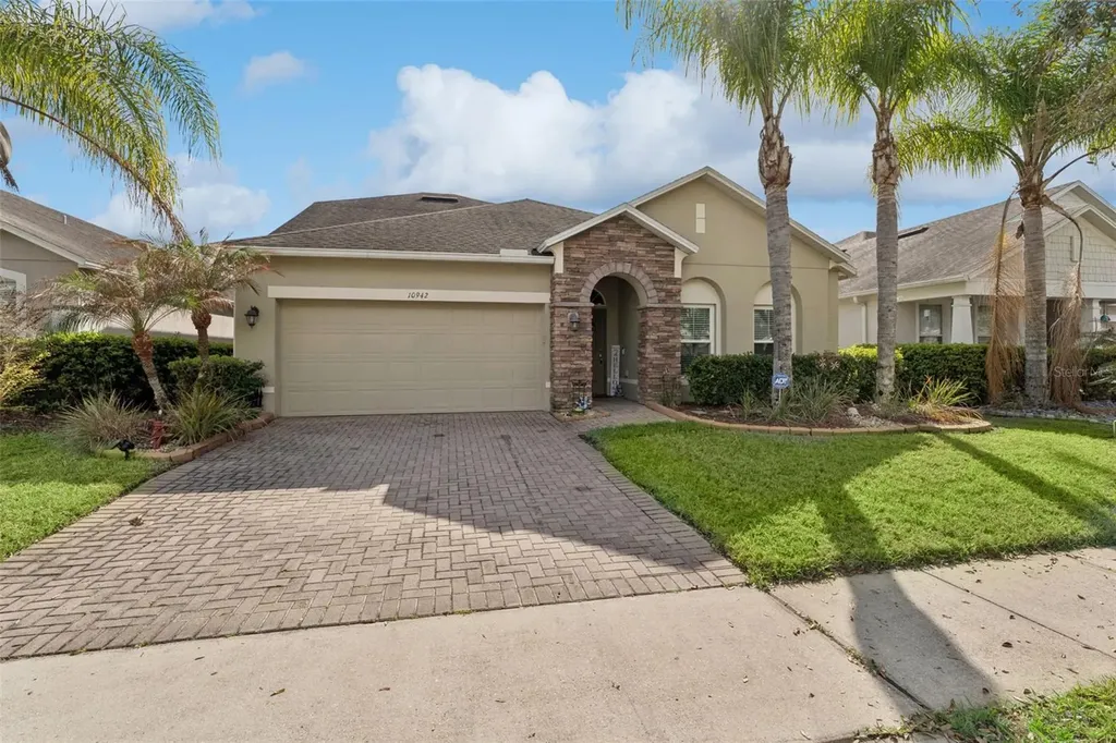 10942 High Bush Court Orlando FL 32825