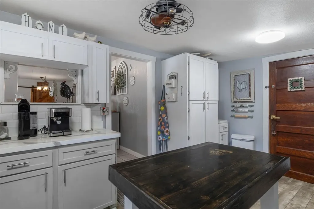 2901 S Pine Ridge Avenue Homosassa FL 34448