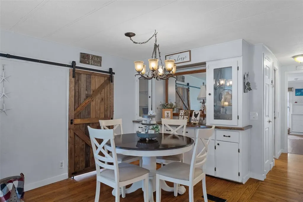 2901 S Pine Ridge Avenue Homosassa FL 34448