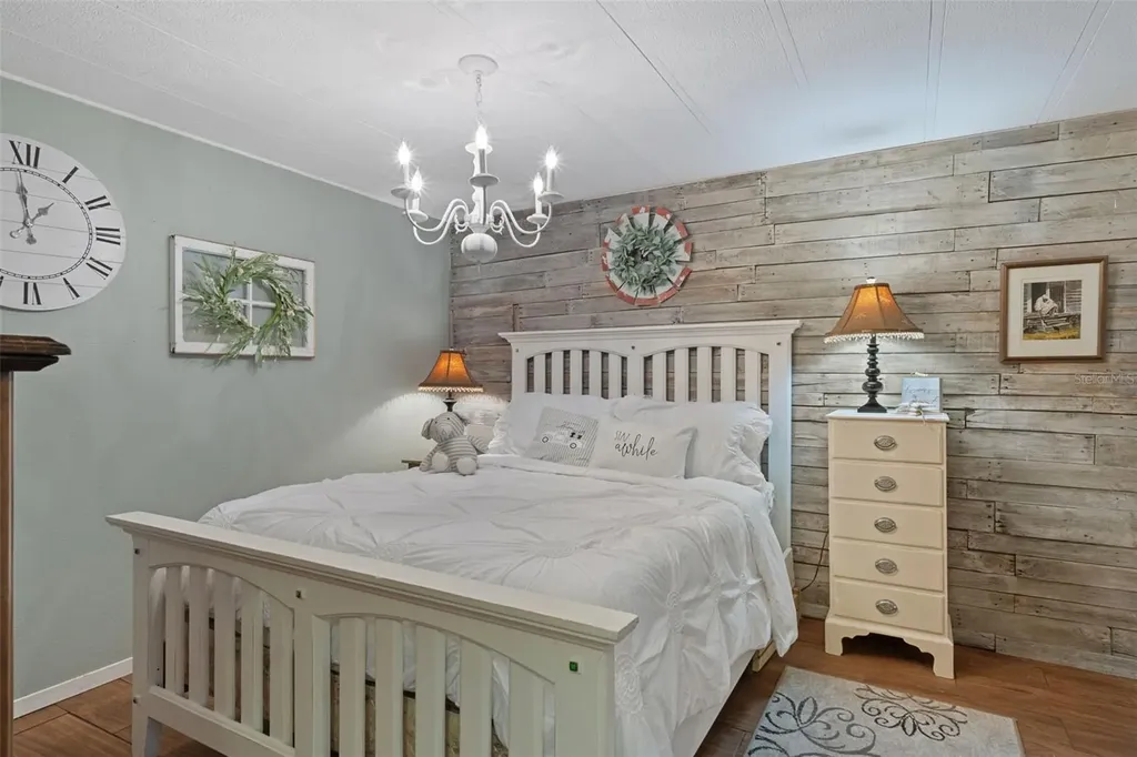 2901 S Pine Ridge Avenue Homosassa FL 34448