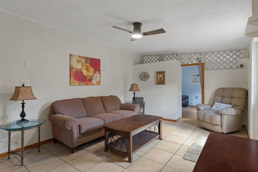 2901 S Pine Ridge Avenue Homosassa FL 34448