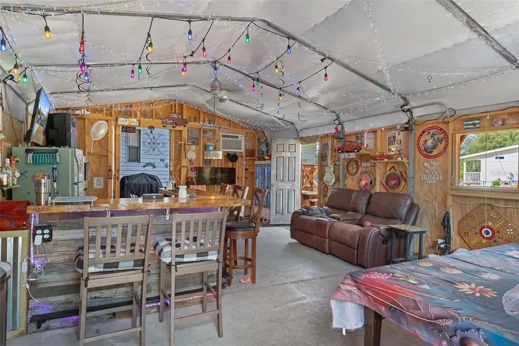 2901 S Pine Ridge Avenue Homosassa FL 34448