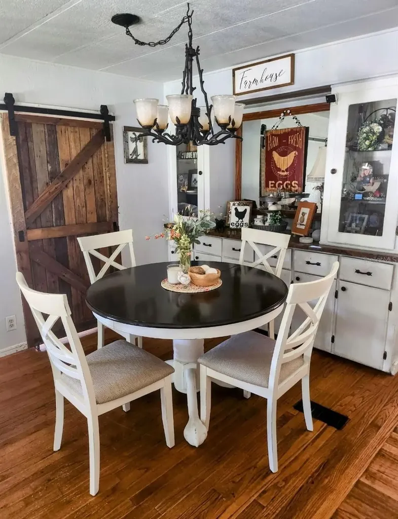 2901 S Pine Ridge Avenue Homosassa FL 34448