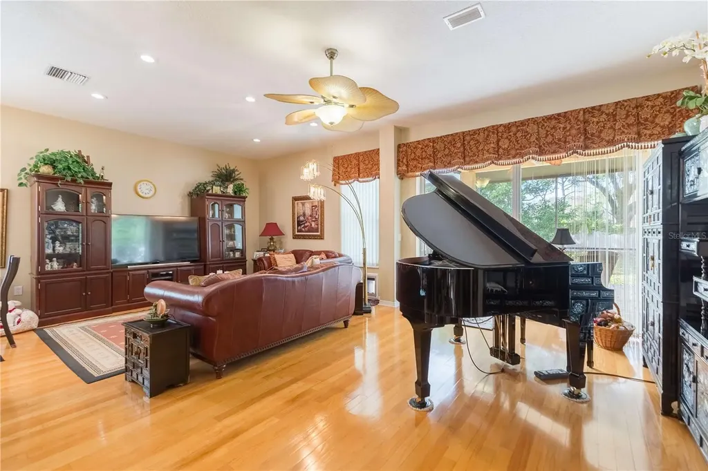 17746 Nathans Drive Tampa FL 33647