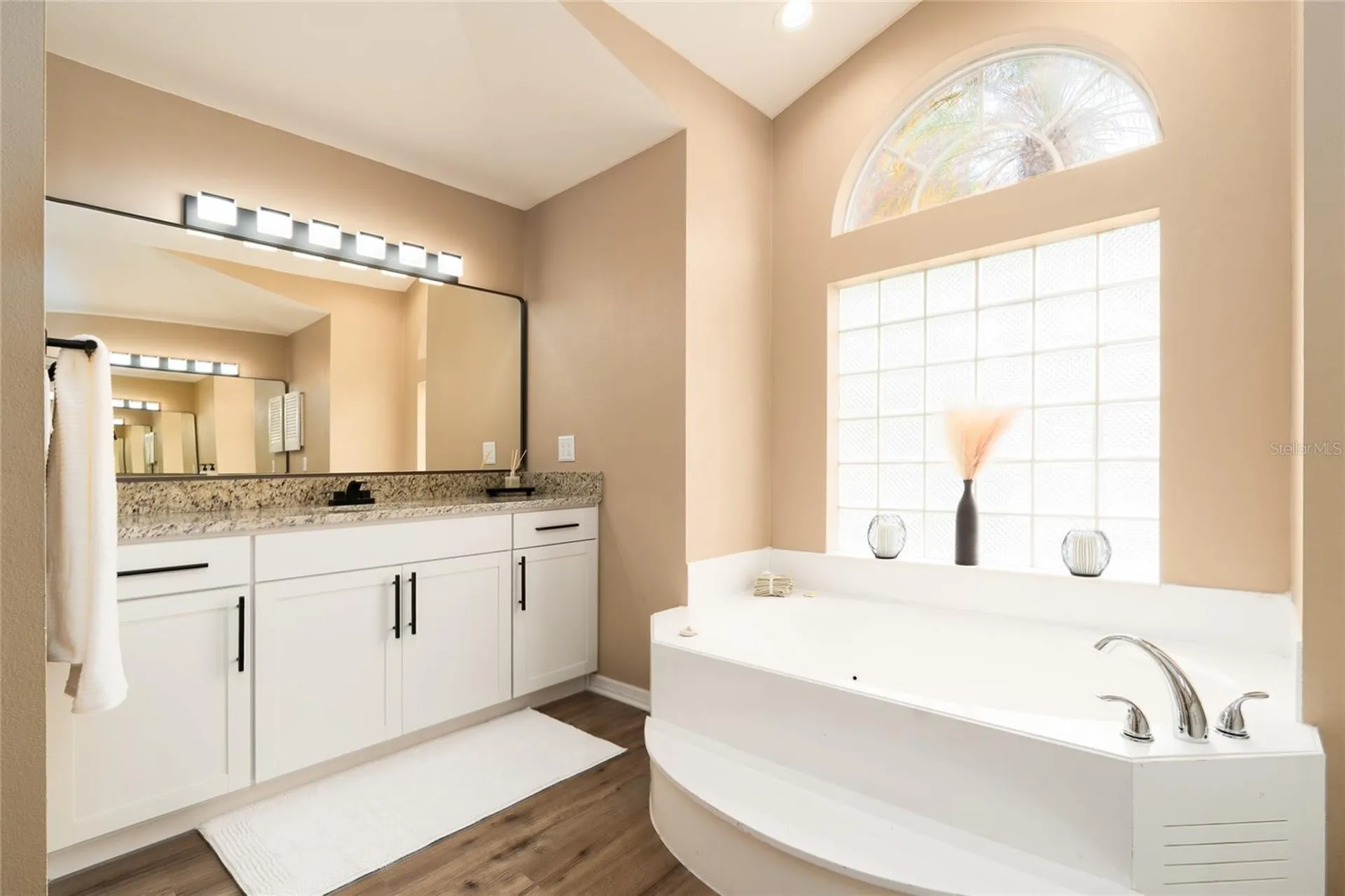 424 Sea Duck Drive Daytona Beach FL 32119