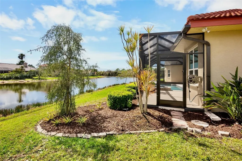 4980 Sabal Lake Circle Sarasota FL 34238