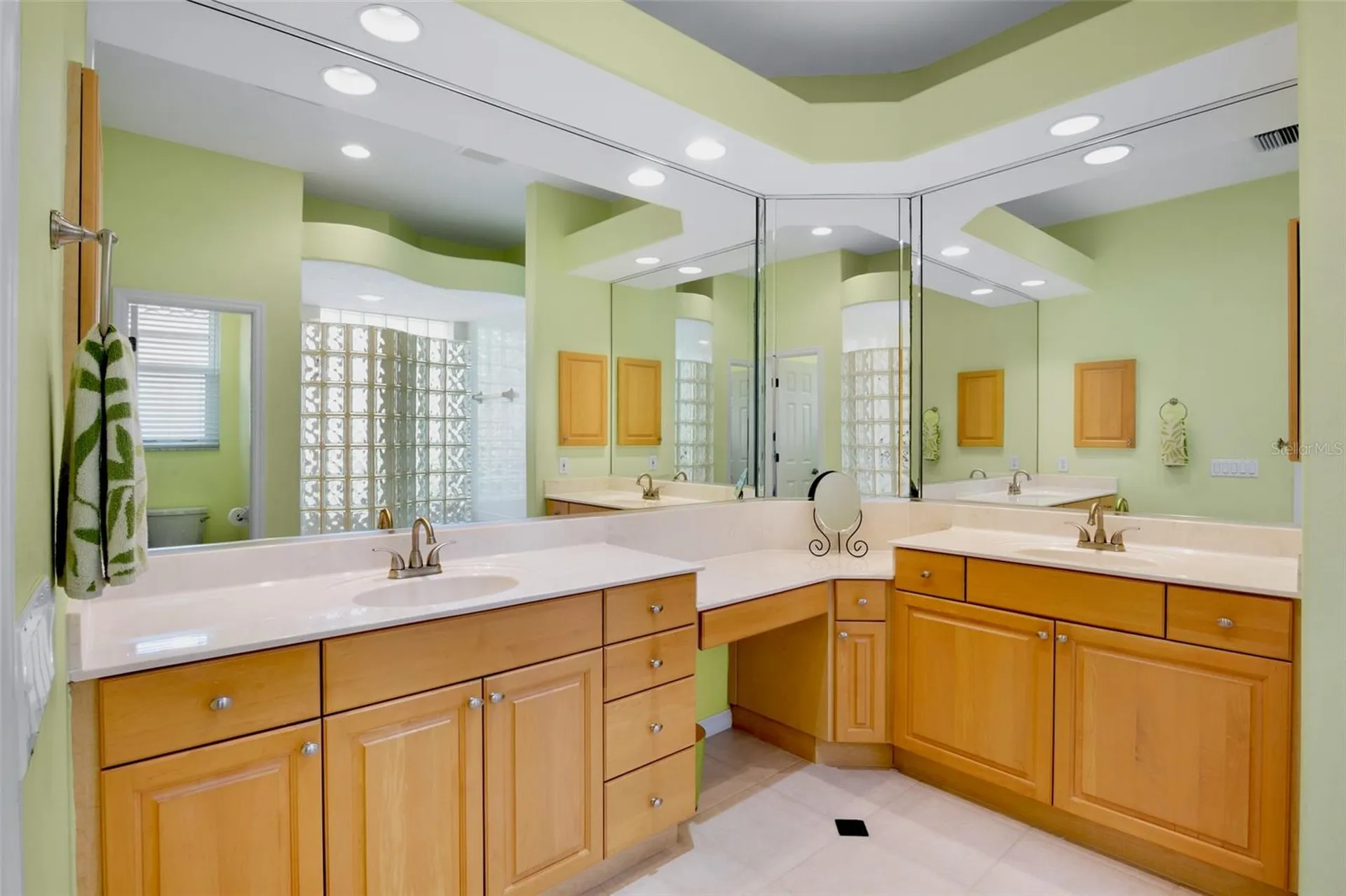 4980 Sabal Lake Circle Sarasota FL 34238