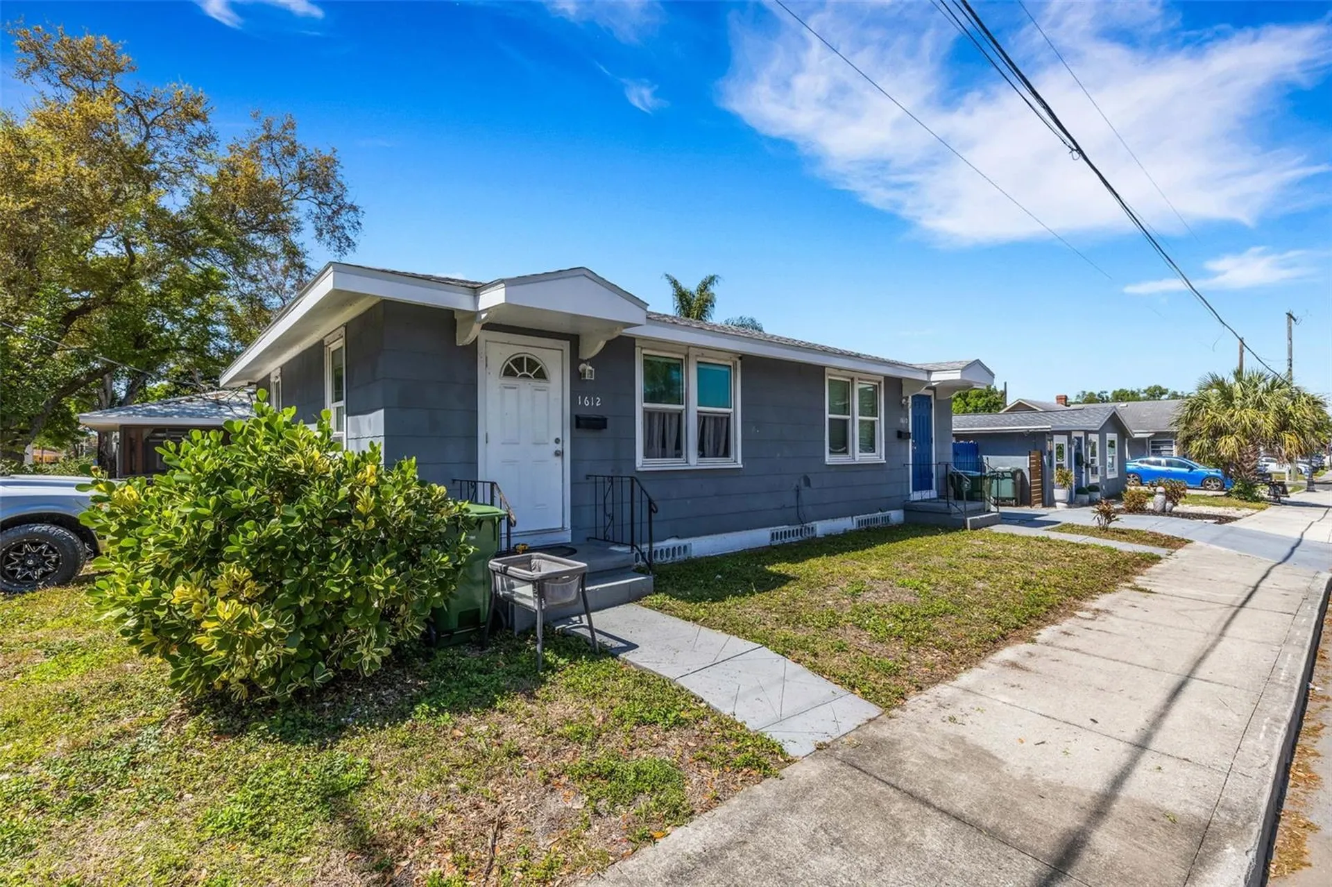 1608, 1610, 1612 11th Street W Bradenton FL 34205