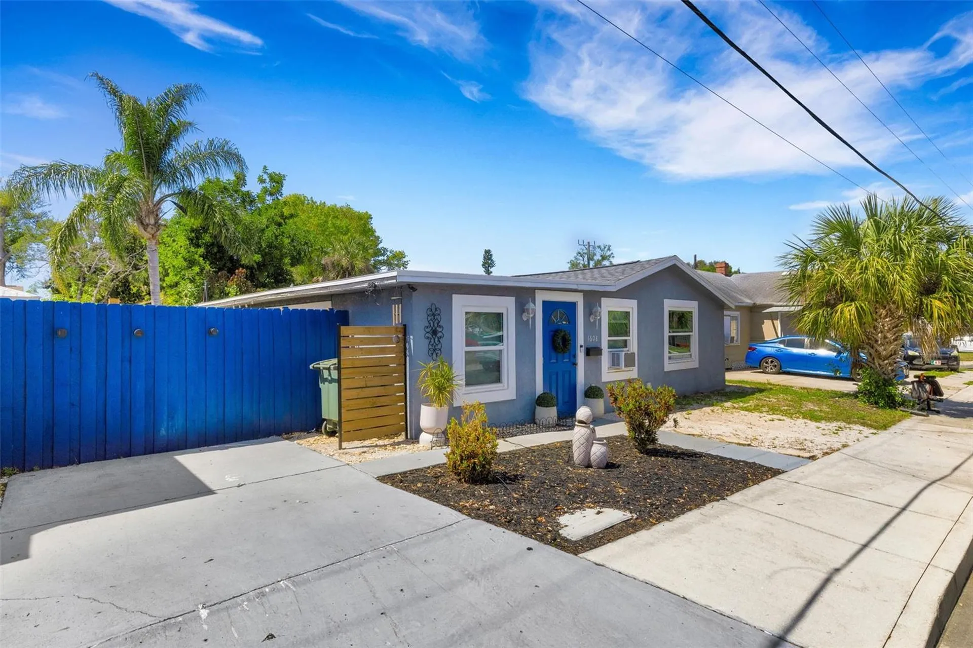 1608, 1610, 1612 11th Street W Bradenton FL 34205