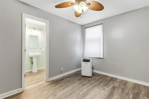 1608, 1610, 1612 11th Street W Bradenton FL 34205