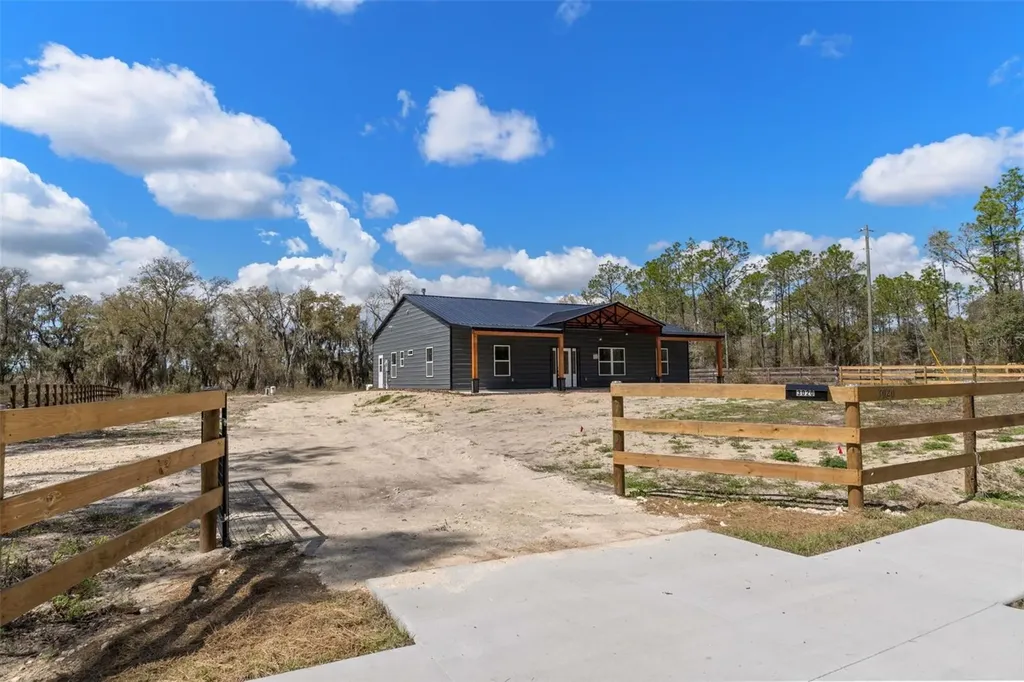 3020 SW Westwater Drive Dunnellon FL 34431