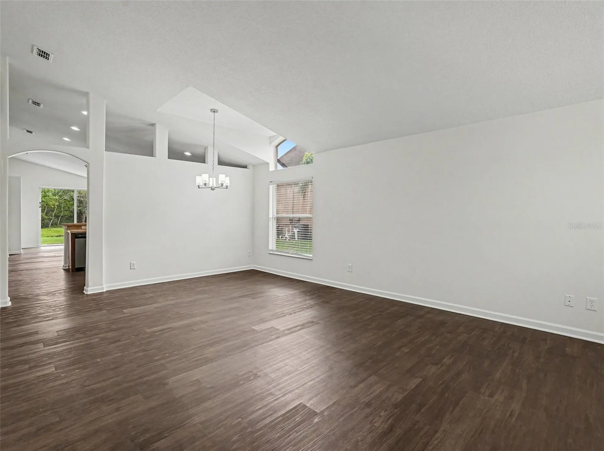 6673 Bouganvillea Crescent Drive Orlando FL 32809