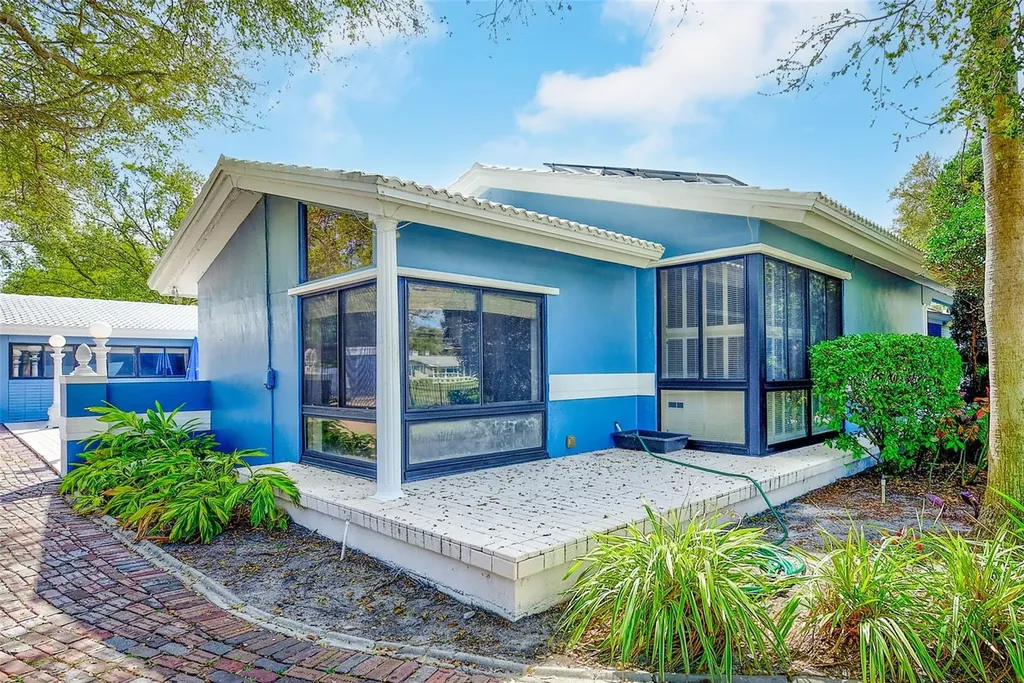 1725 Long Bow Lane Clearwater FL 33764