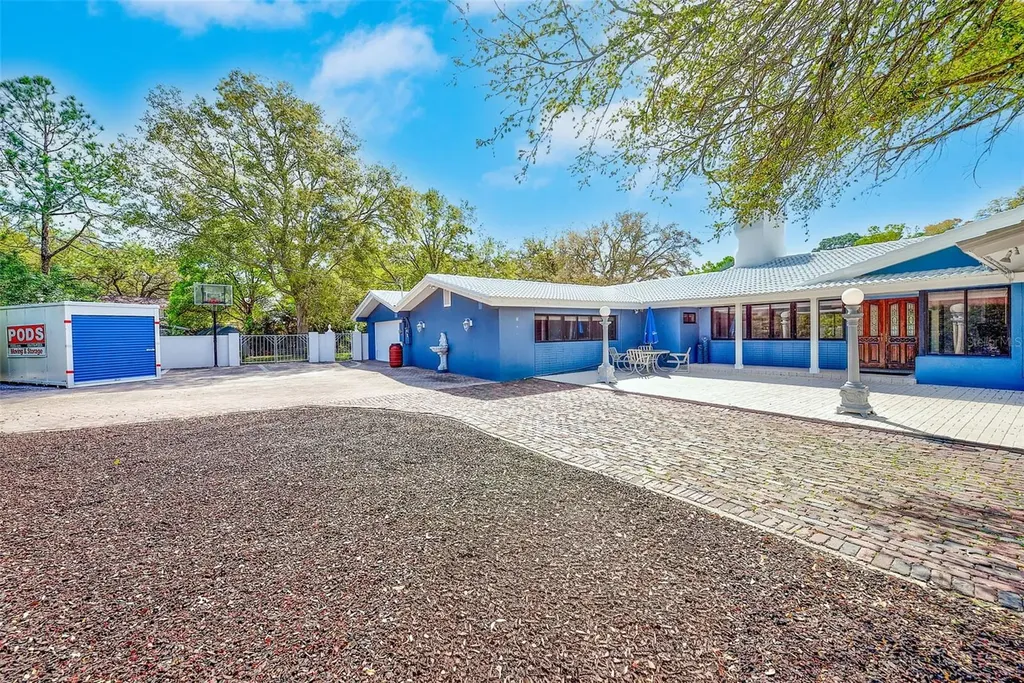 1725 Long Bow Lane Clearwater FL 33764