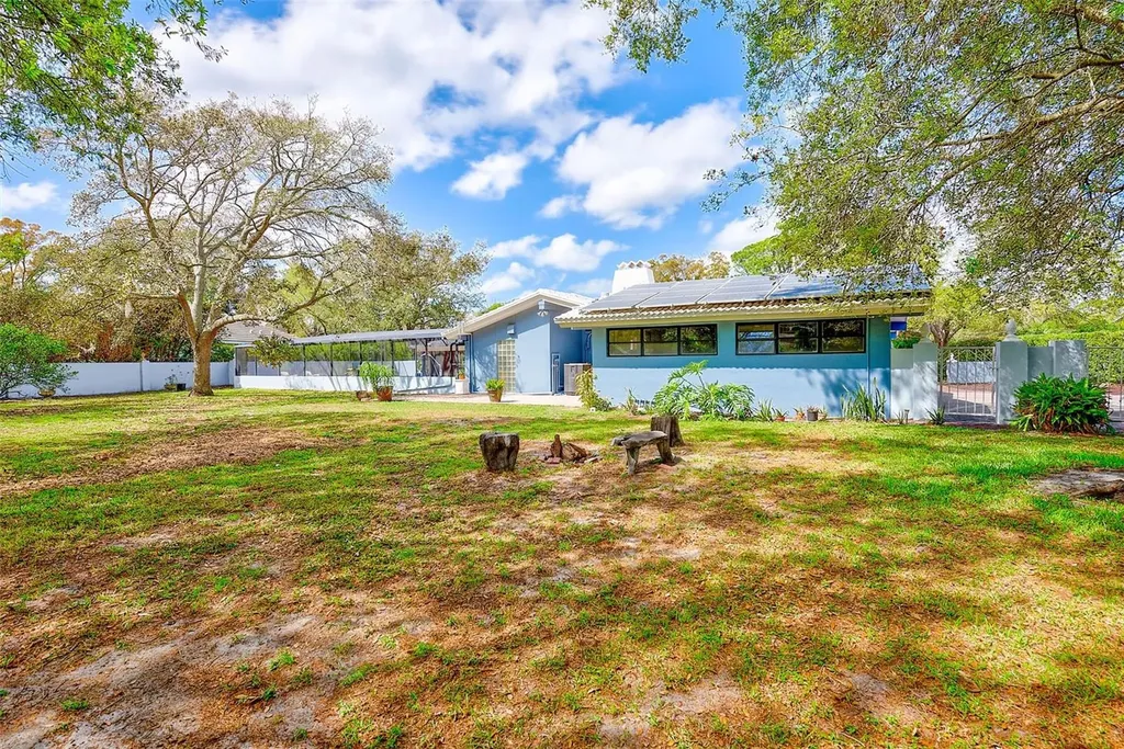 1725 Long Bow Lane Clearwater FL 33764