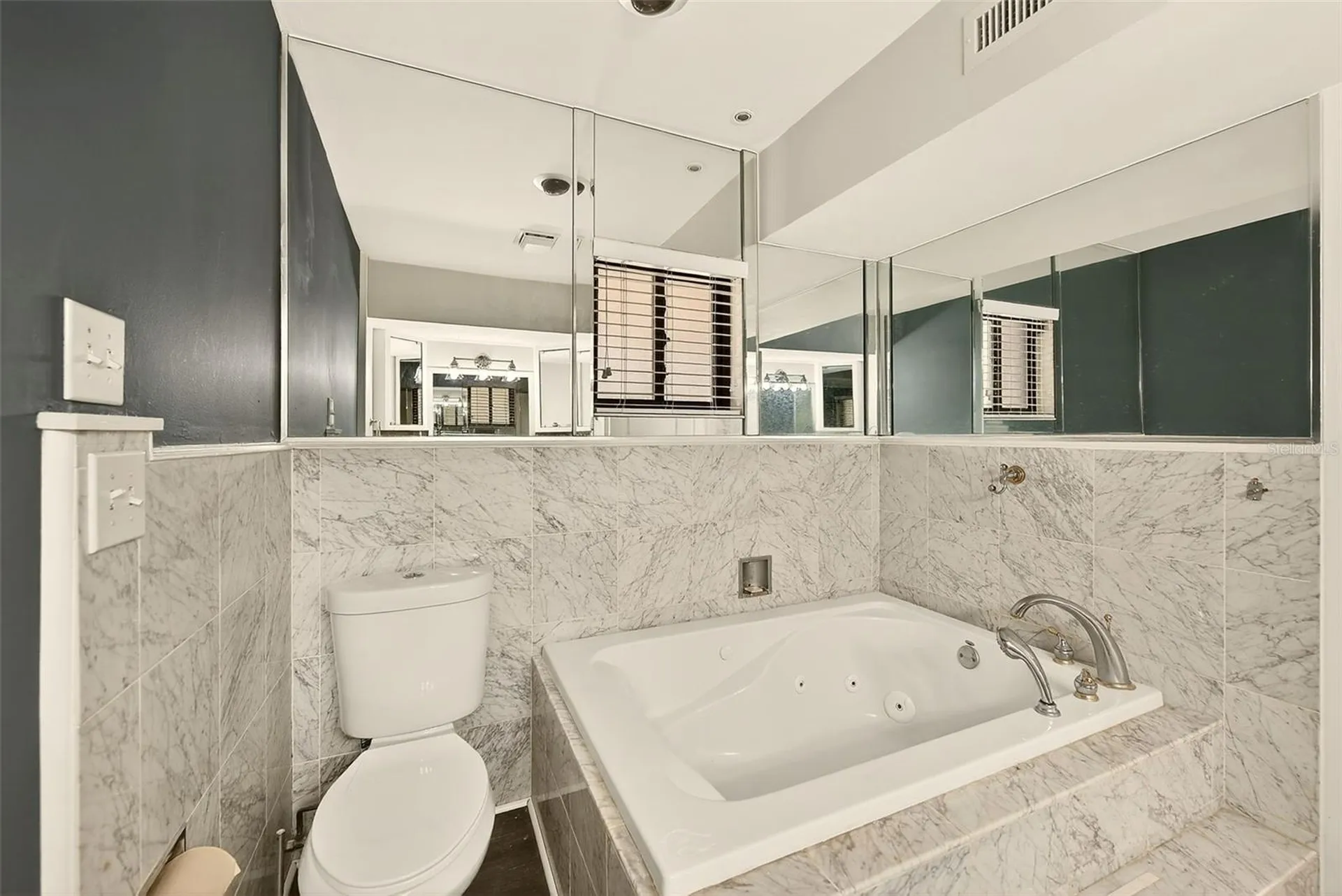 1725 Long Bow Lane Clearwater FL 33764