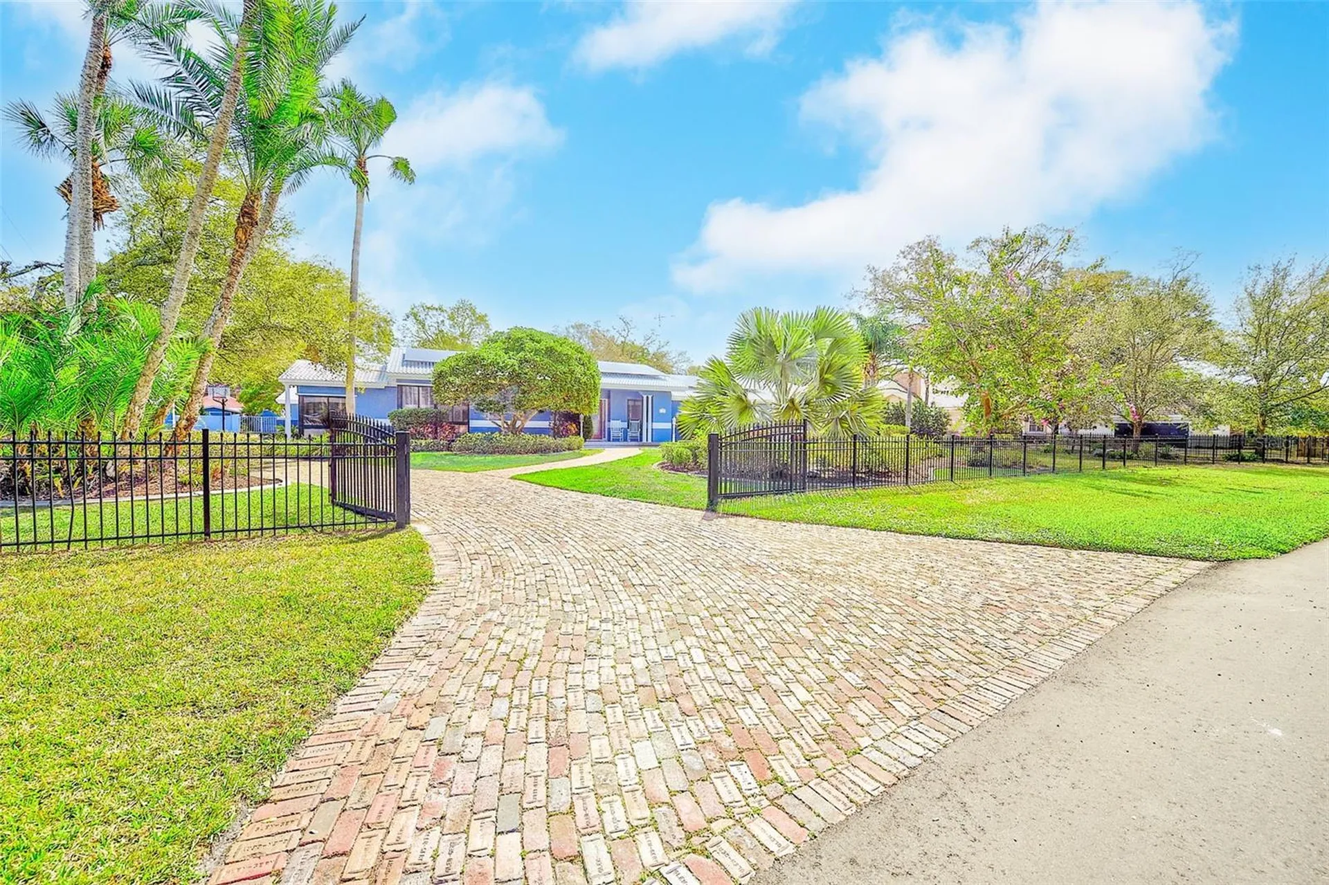 1725 Long Bow Lane Clearwater FL 33764