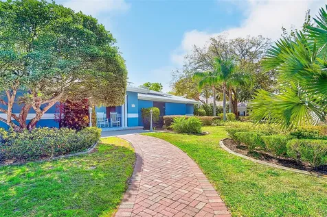 1725 Long Bow Lane Clearwater FL 33764