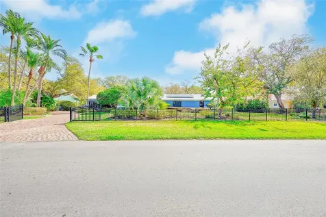 1725 Long Bow Lane Clearwater FL 33764