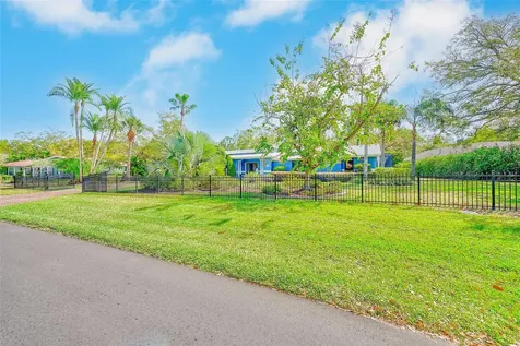 1725 Long Bow Lane Clearwater FL 33764