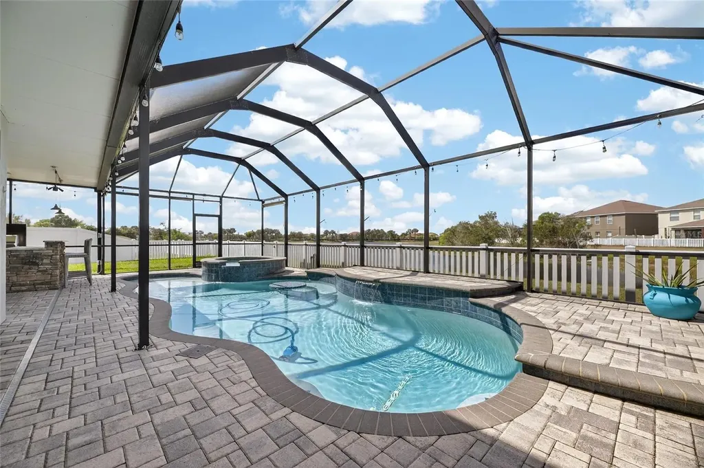 12104 Echo Basin Cove Riverview FL 33579