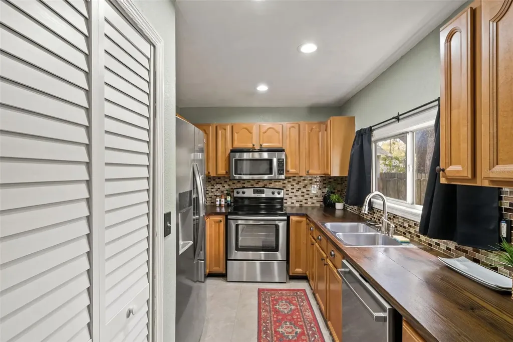 816 W Idlewild Avenue Tampa FL 33604