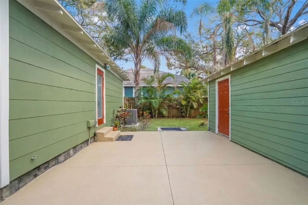 816 W Idlewild Avenue Tampa FL 33604