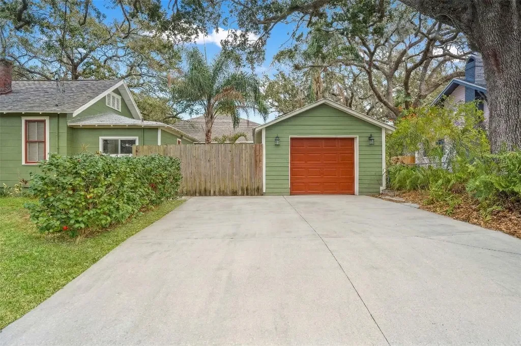 816 W Idlewild Avenue Tampa FL 33604