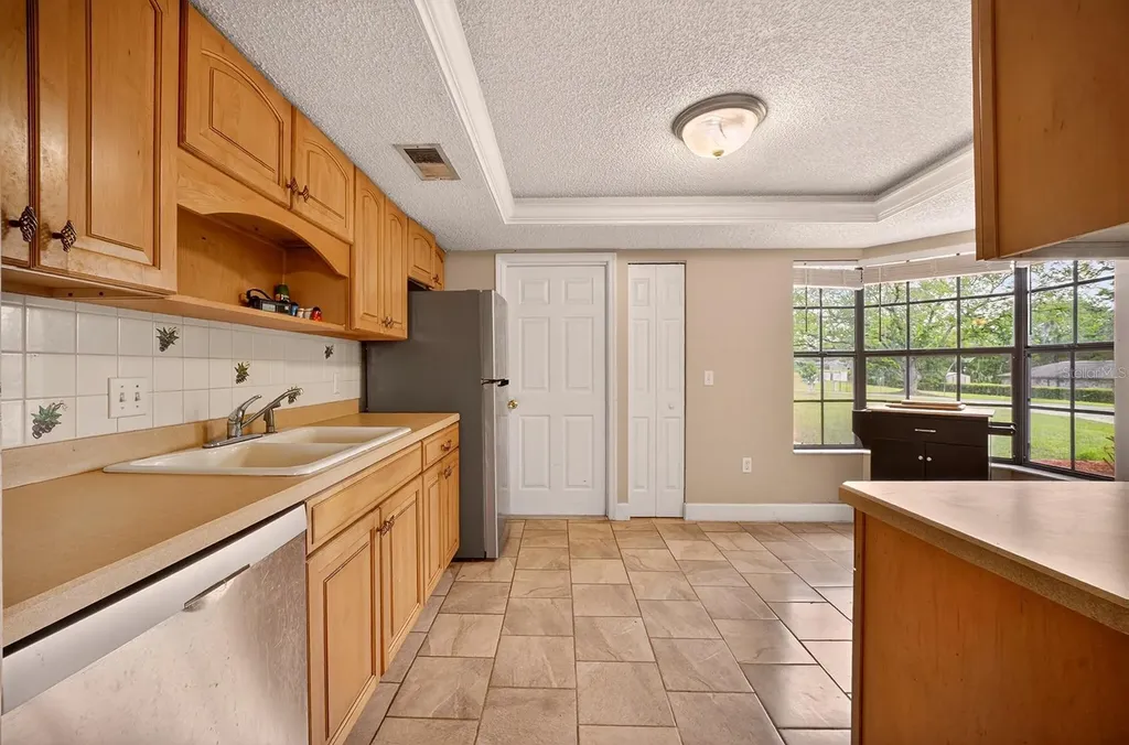 12584 Wedgefield Drive Grand Island FL 32735