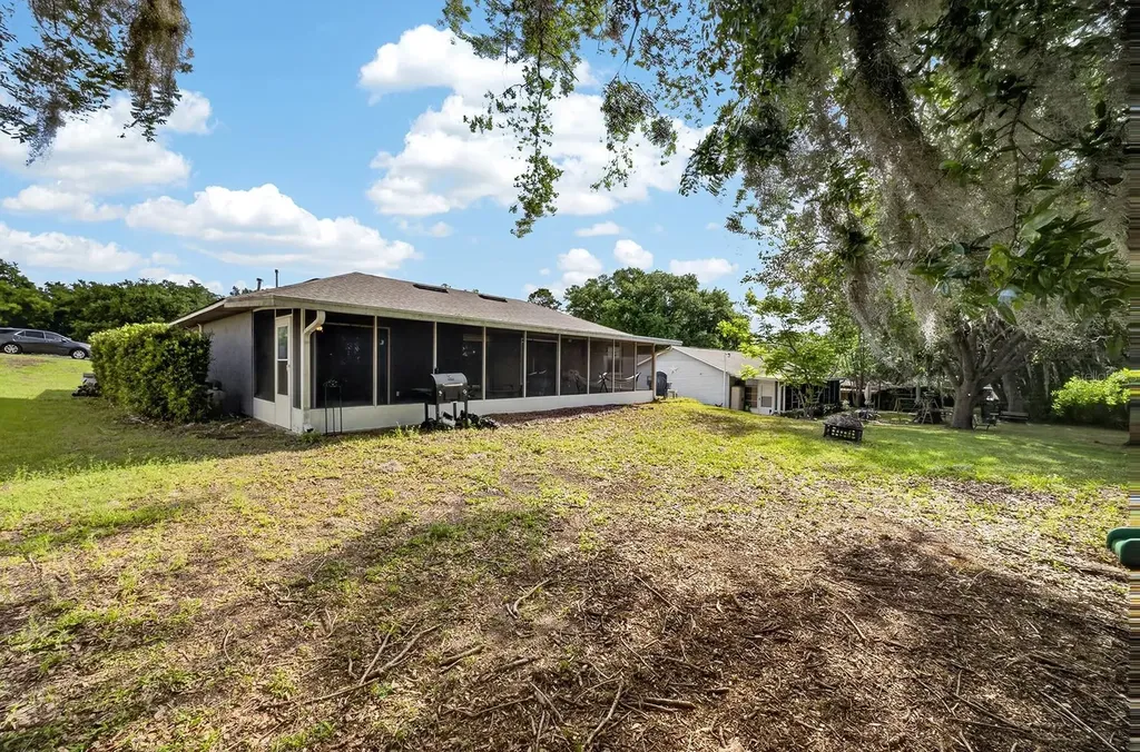 12584 Wedgefield Drive Grand Island FL 32735