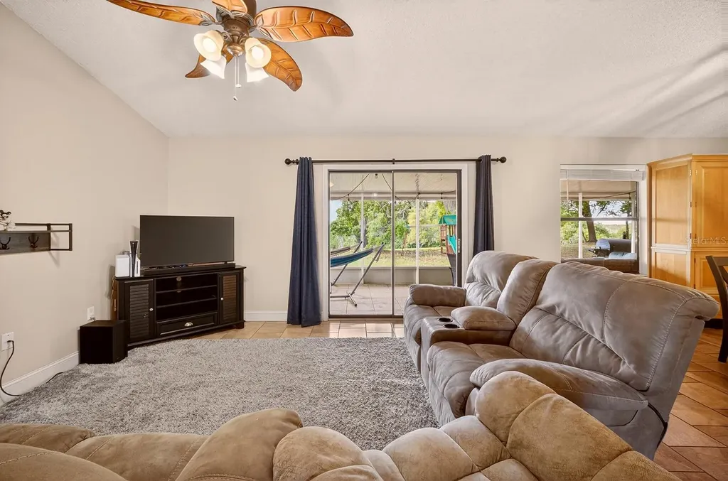 12584 Wedgefield Drive Grand Island FL 32735
