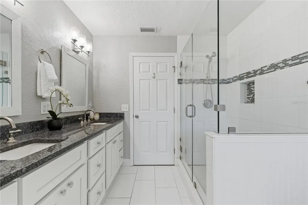 1001 Willowbranch Avenue Clearwater FL 33764