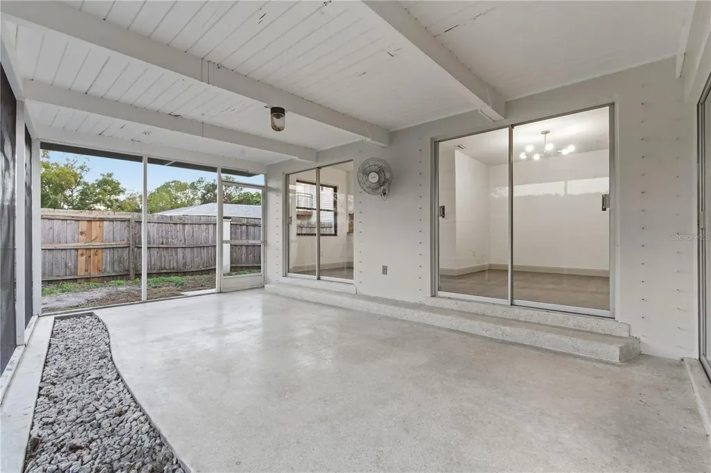 1001 Willowbranch Avenue Clearwater FL 33764