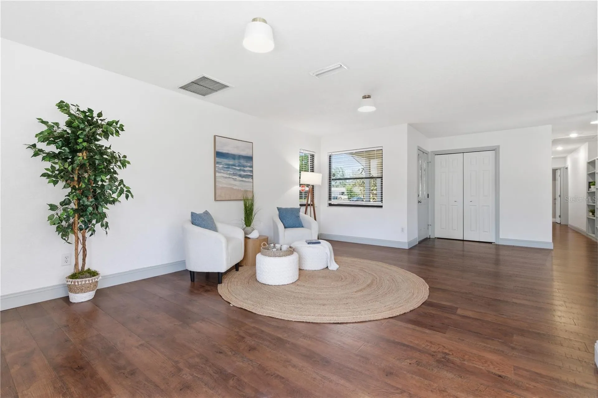 1001 Willowbranch Avenue Clearwater FL 33764