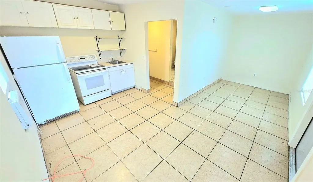 2014 10th Street W Bradenton FL 34205