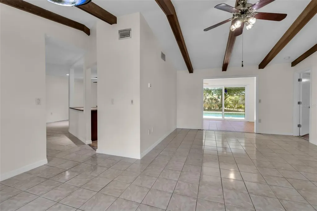 4867 Huntleigh Drive Sarasota FL 34233