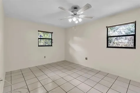 4867 Huntleigh Drive Sarasota FL 34233