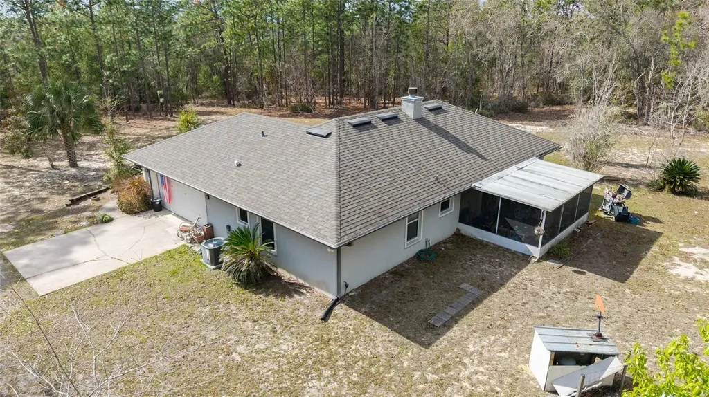 102 Whirlwind Way Hawthorne FL 32640
