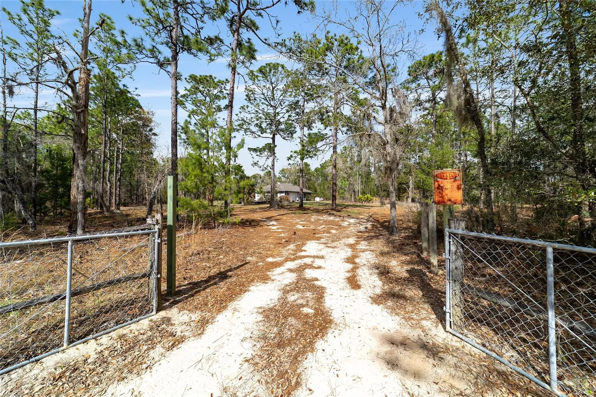 102 Whirlwind Way Hawthorne FL 32640